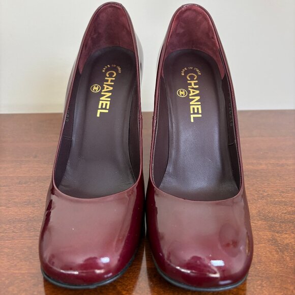 CHANEL Burgundy Leather Heels - Picture 4 of 6